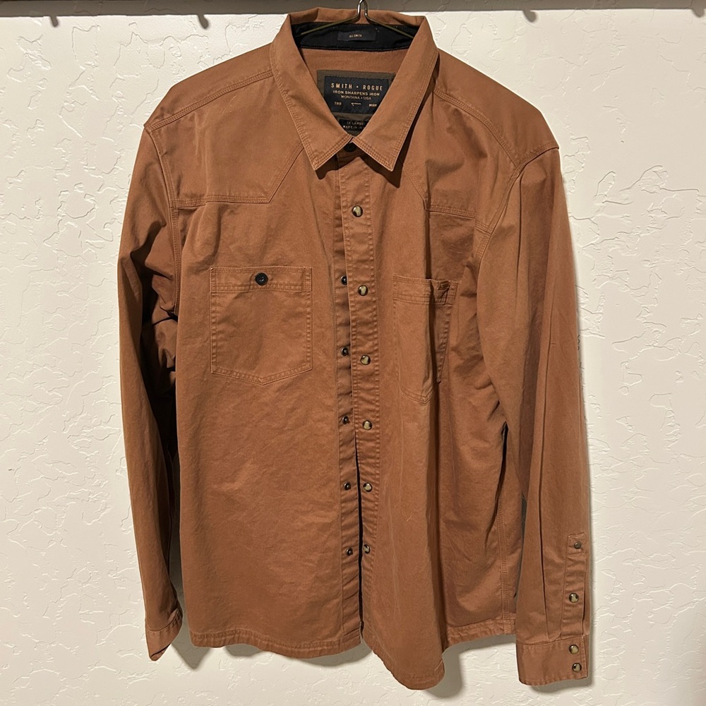 Smith and rogue button up
